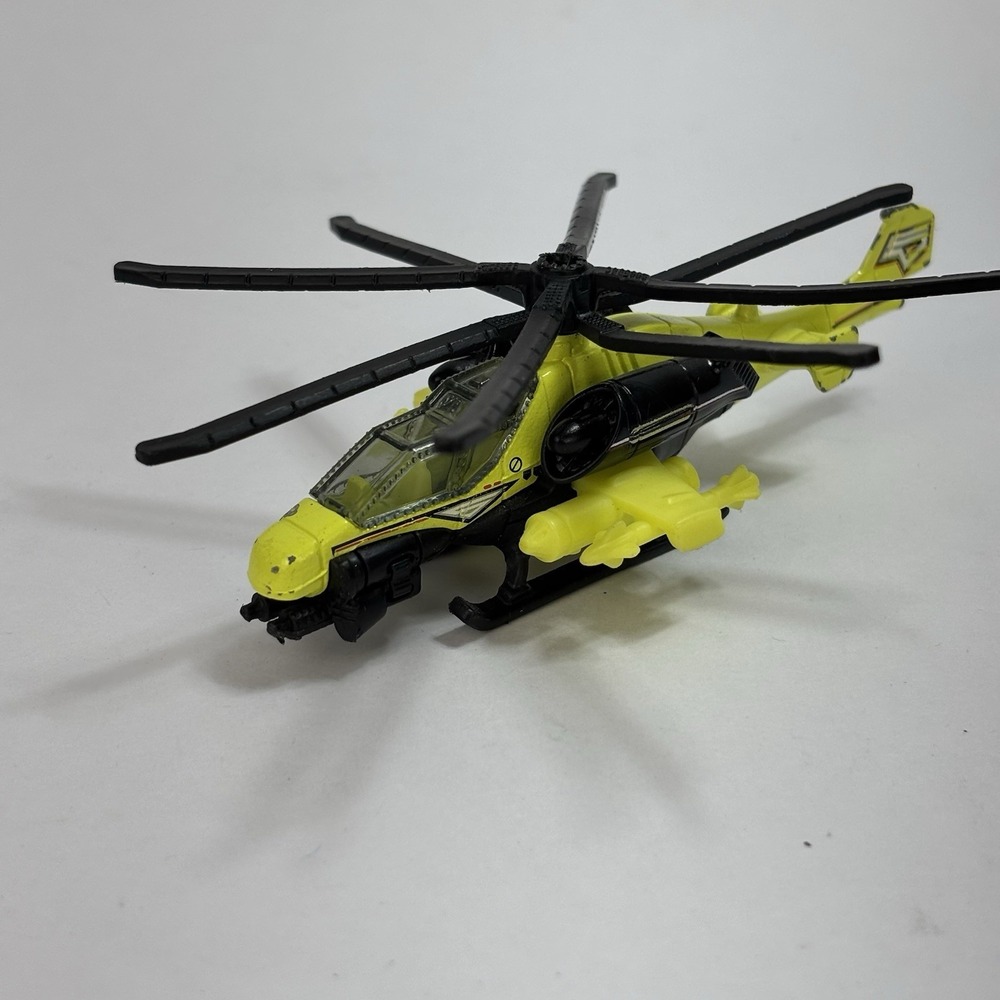 Matchbox Sky Busters Sky Scorcher helicopter Black Yellow Diecast